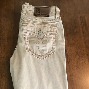 Rock revival size 30